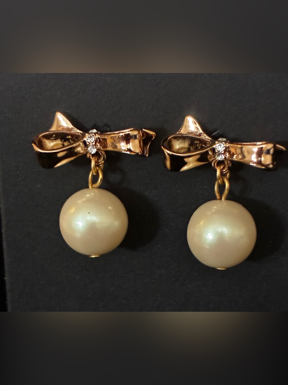 Kate Spade EUC All Wrapped Up Pearl Earrings BOW DROP DANGLE